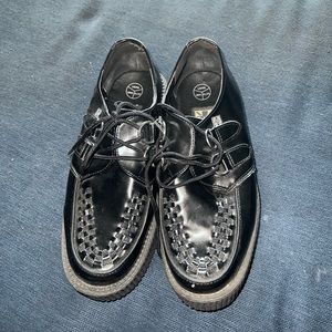 black platform creepers TUK size 8 t.u.k
